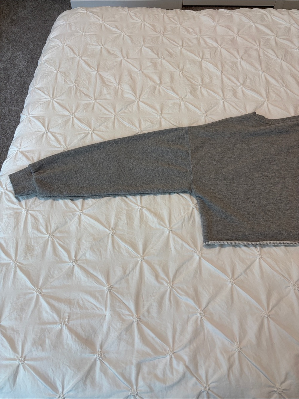 Raw-Hem Cropped Crewneck Sweatshirt - Gray - Picture 5 of 7